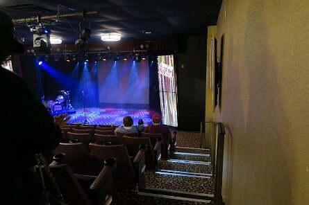 20250325_193258 null