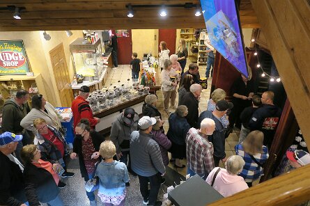 20250324_193627 null